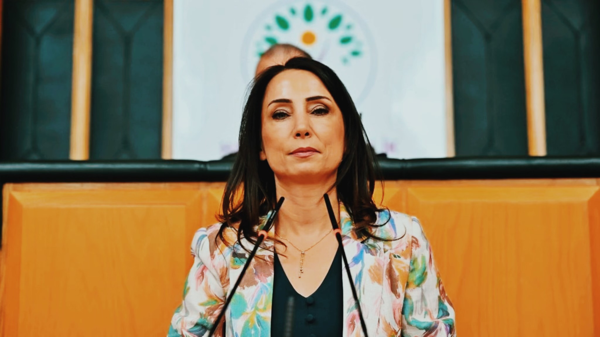 Hatimoğulları’ndan İmralı Çıkışı: “Kapıları Açın”