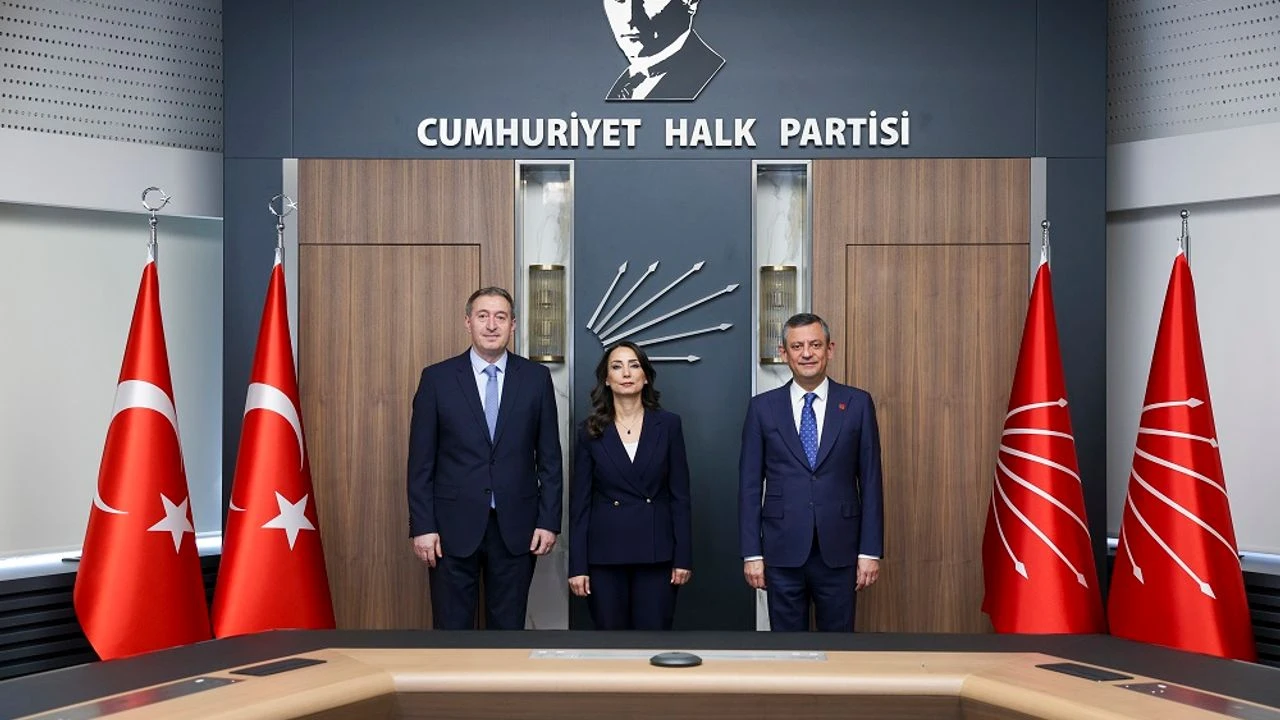 DEM Parti ve CHP Liderleri Buluştu: “Çözümün Adresi Meclis Olmalı”